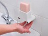 دست های خود را با پودر صابون بشویید