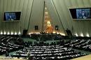 مجلس سجادی را در حد و اندازه مدیریت های بزرگ ندانست