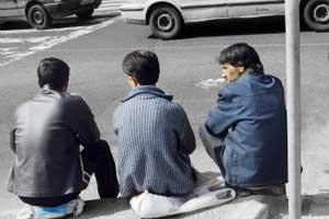 نماينده مجلس: در ایران عمر جوانان ضایع می شود