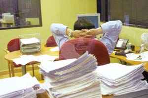 ایران در رده سوم کمترین ساعات کار مفید سالانه در جهان!