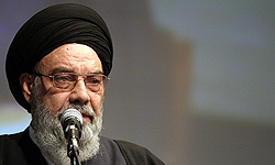 آيت الله طباطبايي نژاد: انجام امور شخصی در وقت اداری فعل حرام است