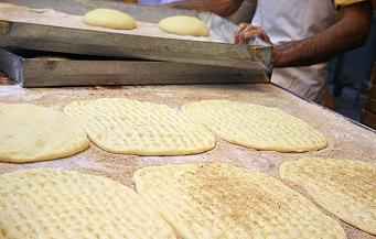 افزایش ۳۰ درصدی قیمت نان، با افزایش دستمزد کارگران همخوانی ندارد